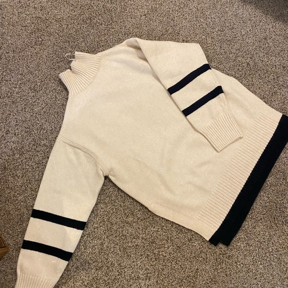 Heavyweight turtle neck sweater (Size S) - Picture 2 of 3